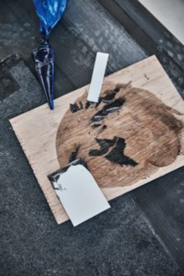 Behind-the-scenes images of HUGO BOSS boat construction