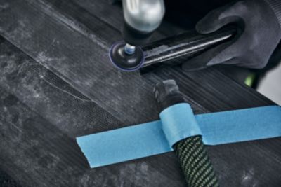 Behind-the-scenes images of HUGO BOSS boat construction