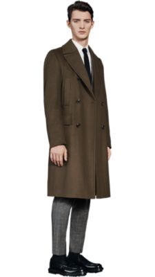 Grey suit, pink shirt and black boots by BOSS