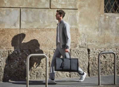 Photo from Global Campaign of BOSS SR19