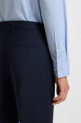 Slim-Fit Hemd aus b&uuml;gelleichter Baumwoll-Popeline, Hellblau