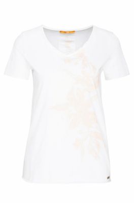 Timeless long- and short sleeved T-shirts for women by HUGO BOSS