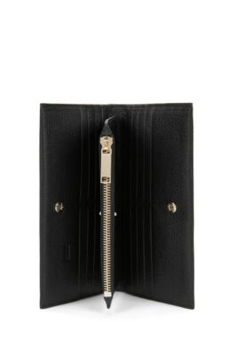 Ziparound wallet in grained calfskin leather, Black