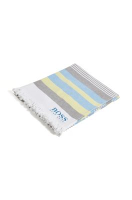 lightweight beach towel