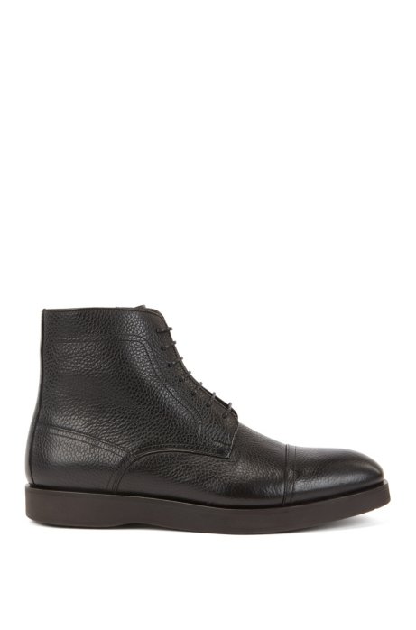 Portuguese-made lace-up boots in grained leather, Black