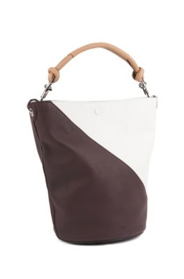 Colourblock bucket bag in soft leather, Dark Red