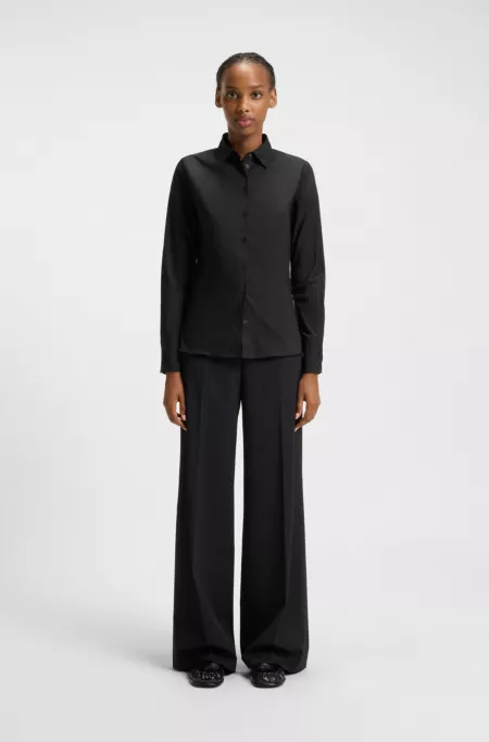 Slim-fit blouse in easy-iron poplin