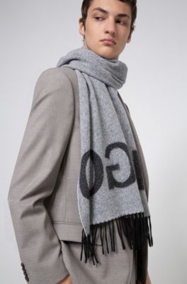 Reverse-logo scarf in a wool-blend jacquard