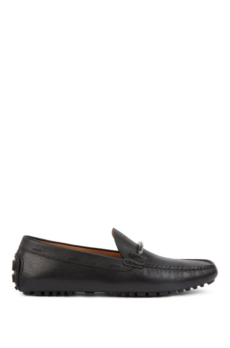 Driver moccasins in embossed leather with extended lug sole, Black