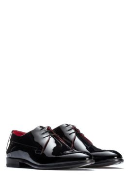 chaussure derby vernis homme