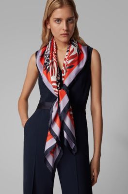 BOSS - Square scarf in pure silk with 