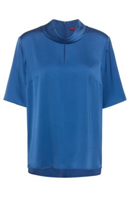 Short-sleeved top in stretch silk with front slit, Blue