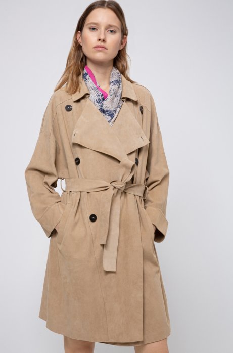 Double-breasted trench coat in suede with oversized lapels, Beige