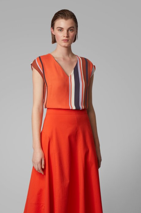 Regular-fit top with V-neck and block stripes, Patterned