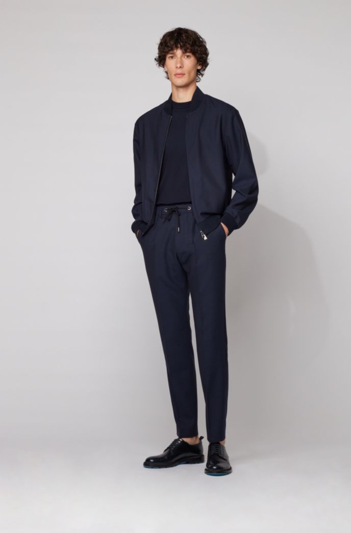 Short-sleeved knitted sweater with micro-structured stripes