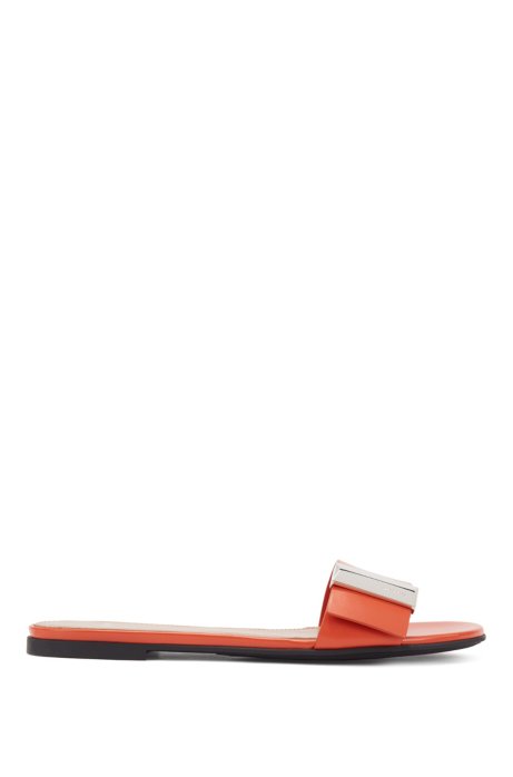 Calf-leather slides with pyramid-shaped metal trim, Orange
