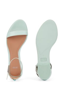 womens hugo boss flip flops