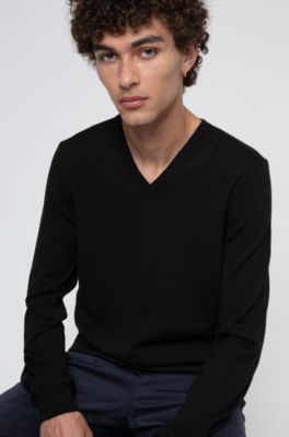 Slim-fit sweater in extra-fine merino wool