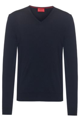 Slim-fit sweater in extra-fine merino wool