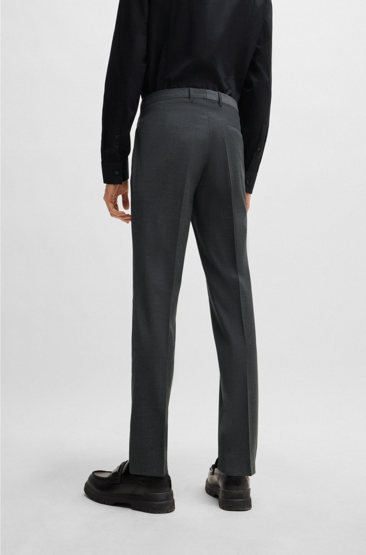 Extra-slim-fit suit in a wool blend, Dark Grey