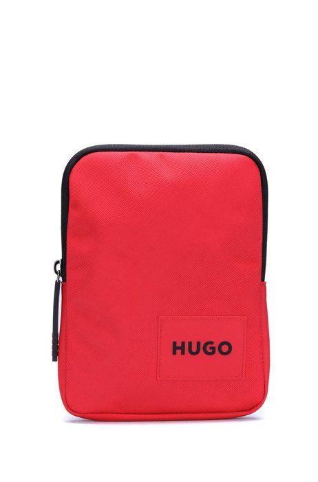Reporter-Tasche aus recyceltem Nylon mit rotem Logo-Label, Rot