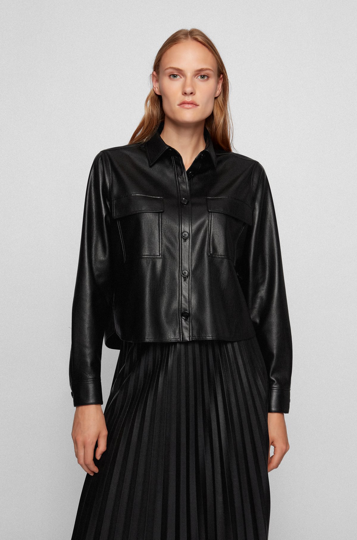 Cropped regular-fit shirt in faux leather, Black