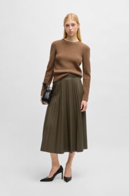 Midi skirt in faux leather with pliss&eacute; pleats, Khaki