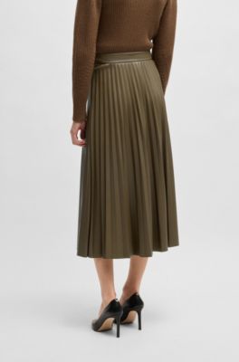 Midi skirt in faux leather with pliss&eacute; pleats, Khaki