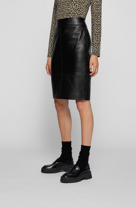 Pencil skirt in leather with feature seaming, Black