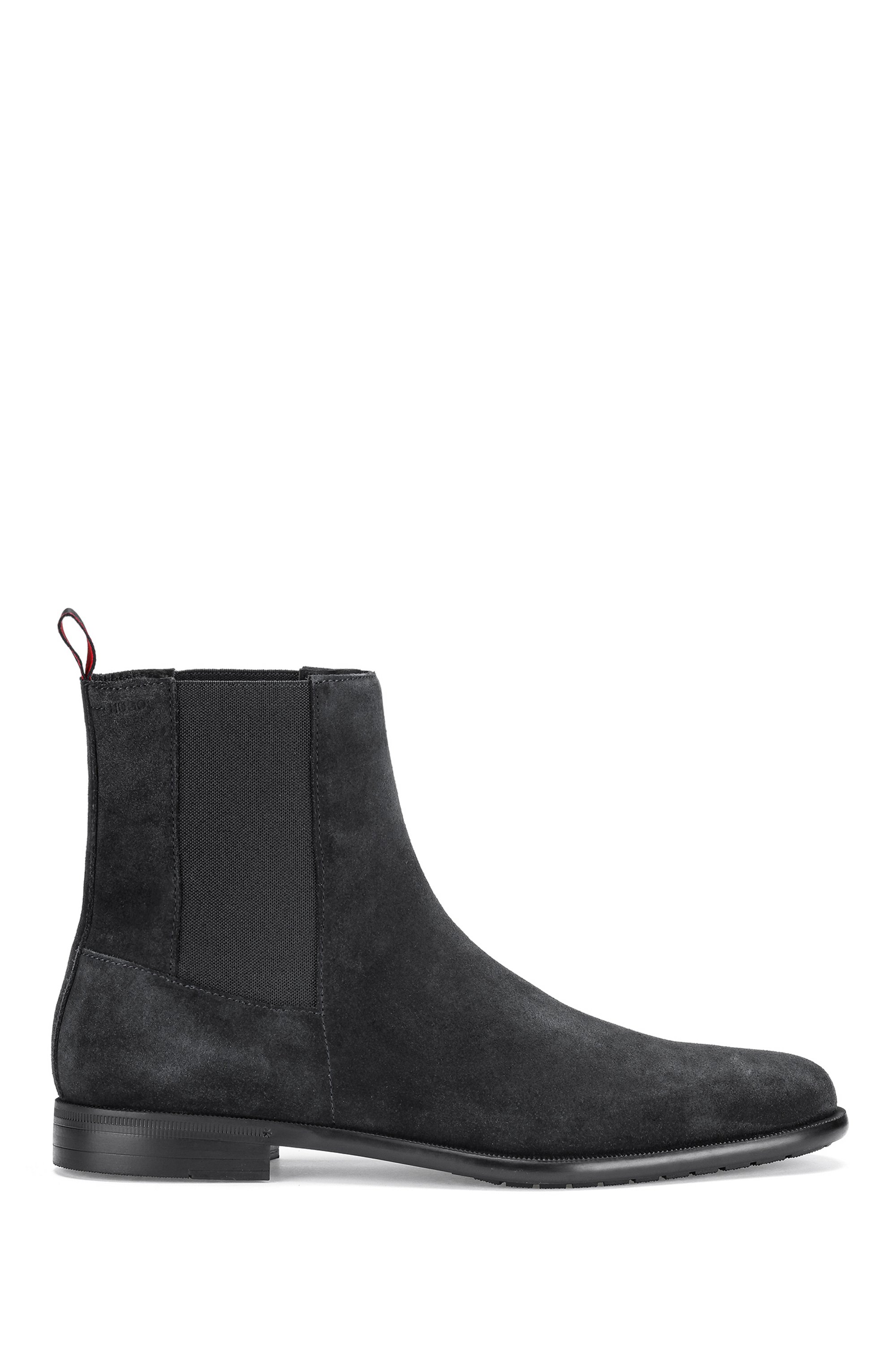Chelsea boots in suede with elasticated panels, Black