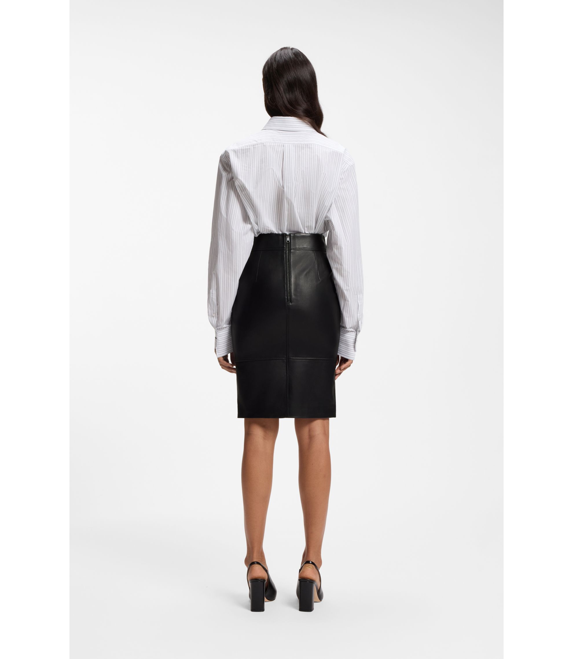 【年末年始★限定セール】定価10万円・高級Hugo Bossレザースカート レザースカート | HUGO BOSS