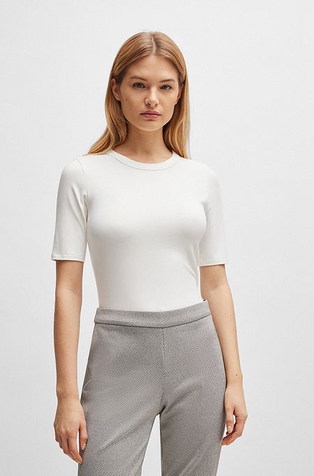 Slim fit T-shirt i en blanding med modal og stræk, Hvid