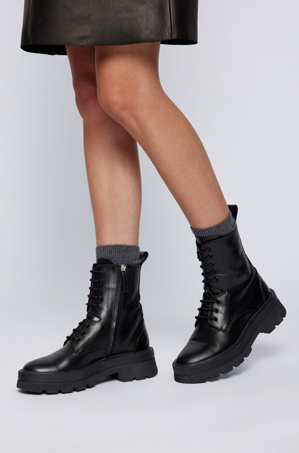 Lace-up ankle boots in Italian calf leather, Black