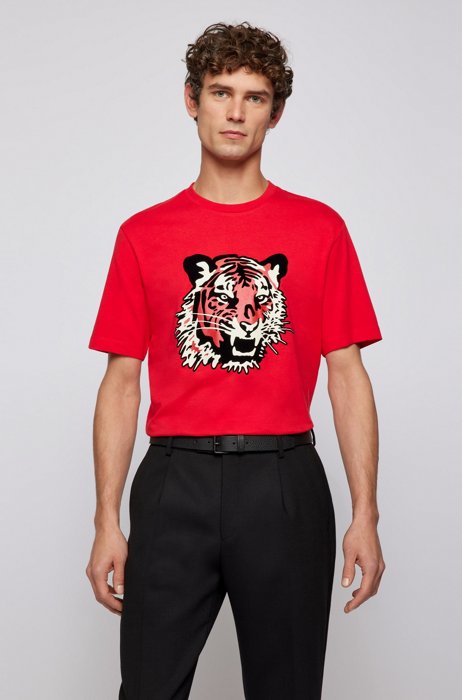 T-Shirt aus Baumwolle mit Rundhalsausschnitt und Print auf der Brust, Rot