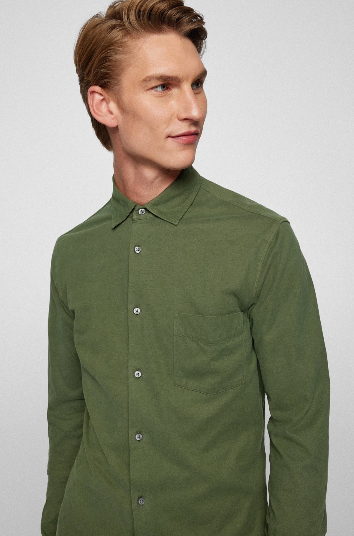Slim-fit overhemd van garment-dyed katoenen jersey, Groen