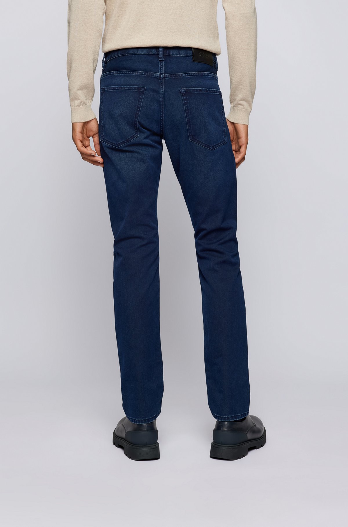 venstre sponsoreret Tilstedeværelse BOSS - Slim-fit jeans in dark-blue comfort-stretch Italian denim