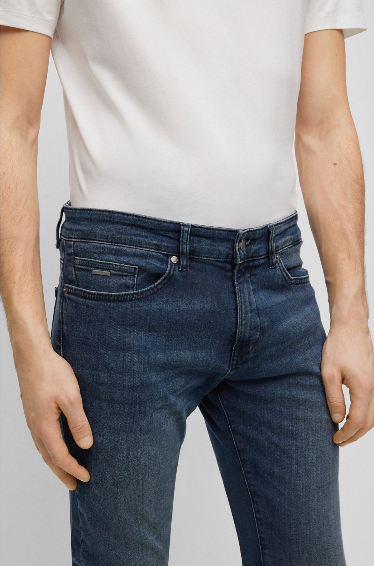 BOSS - Slim-fit jeans in blue super-stretch denim