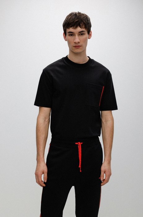 Relaxed-fit T-shirt in cotton with red logo tape, Black