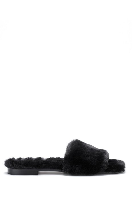 Italian-made slippers in faux fur, Black