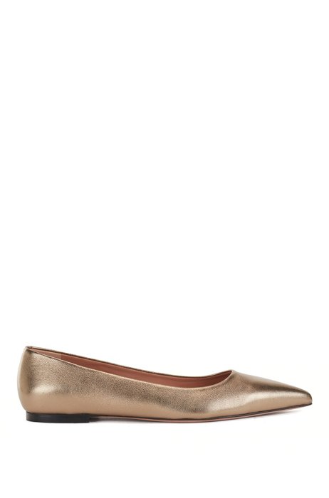 Italian-leather ballerina pumps with pointed toe, Gold