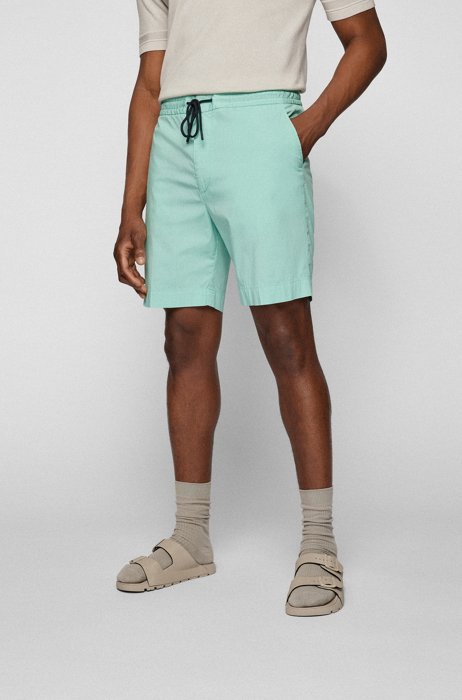 Slim-fit shorts in paper-touch stretch cotton, Light Green