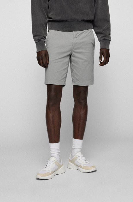 Slim-fit shorts in stretch-cotton twill, Grey