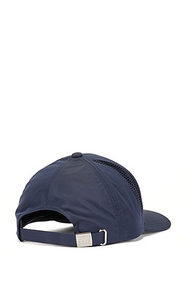 搭配专属徽标和内部吸汗带设计防水帽子,  404_Dark Blue