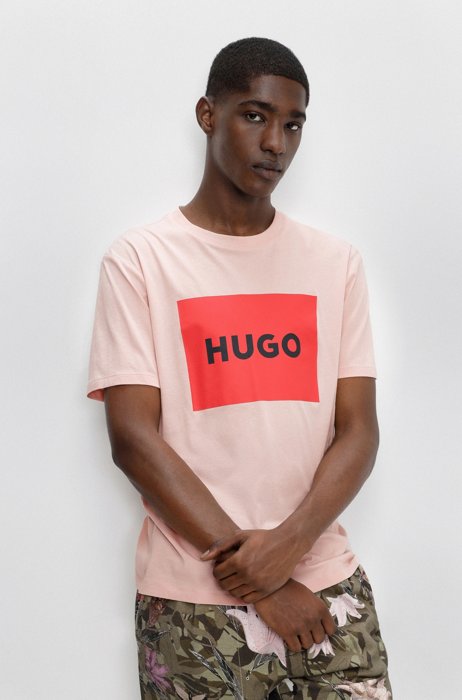 Cotton T-shirt with red logo label, light pink