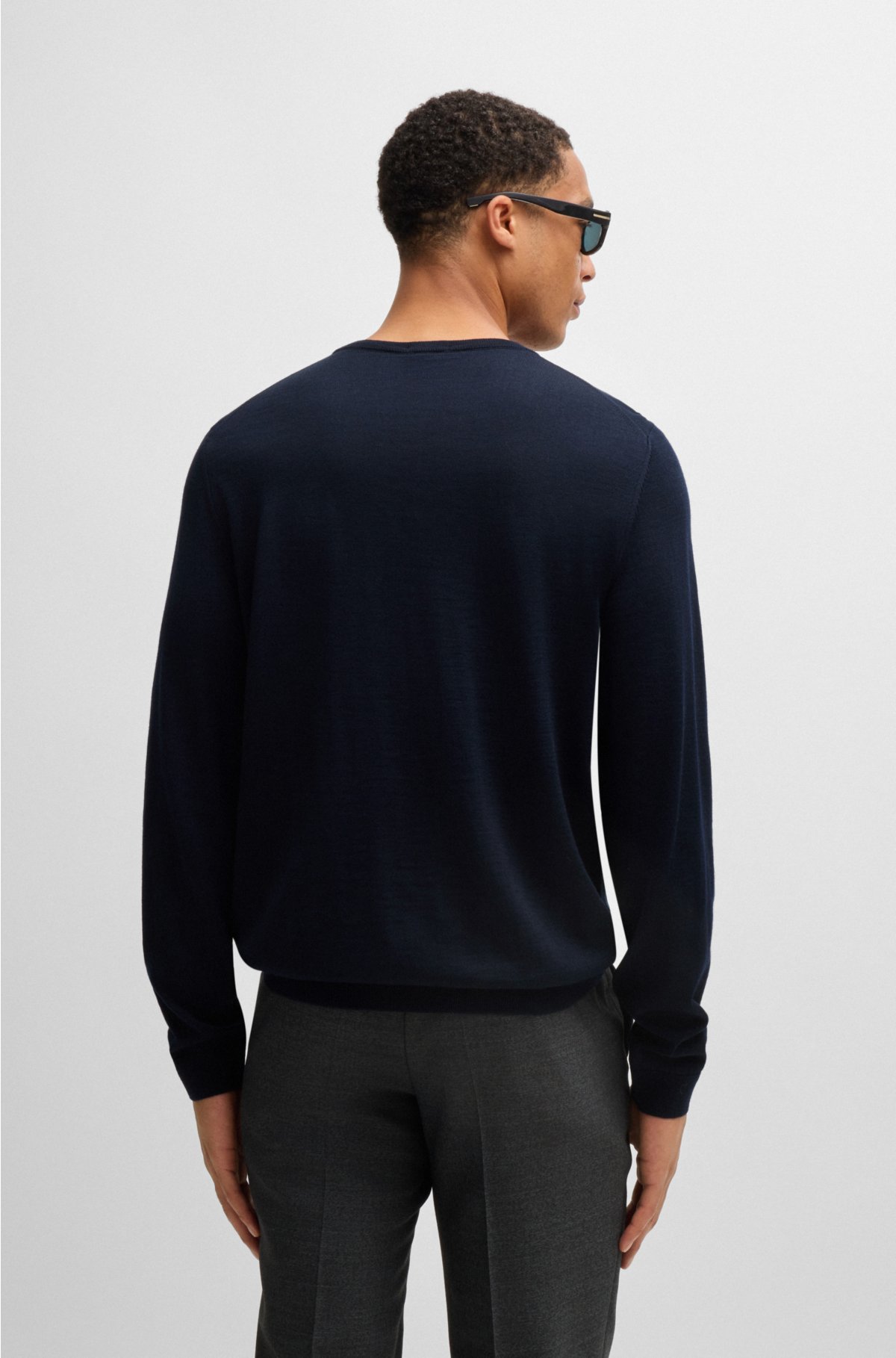 Slim-fit sweater in virgin wool with crew neckline, Dark Blue