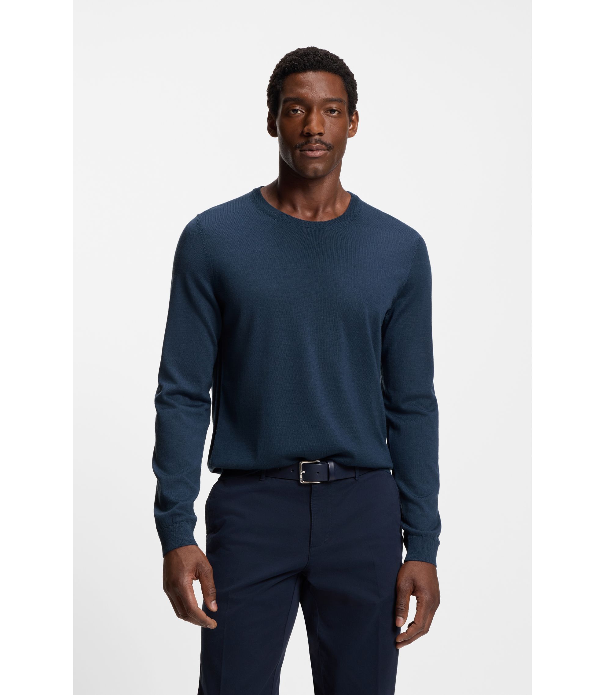 Slim-Fit Pullover aus Merinowolle
