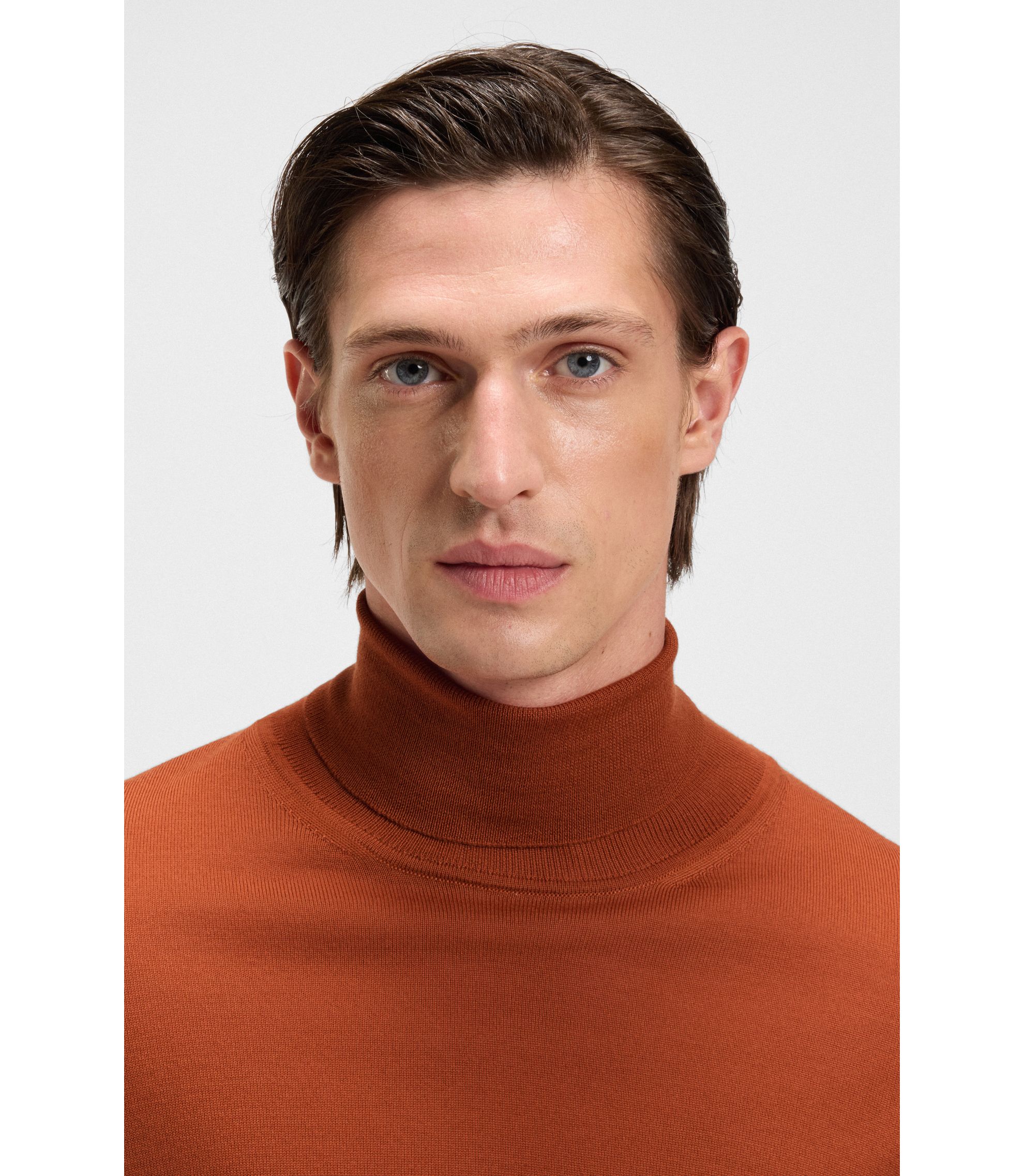 hbeu50468262_809_340?wid=1980&