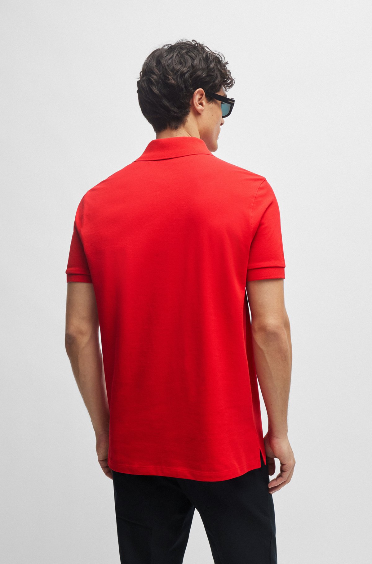 Poloshirt med regular fit i bomuld med broderet logo, Rød