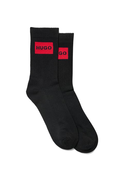Paquete de dos pares de calcetines cortos con etiqueta con logo roja, Negro