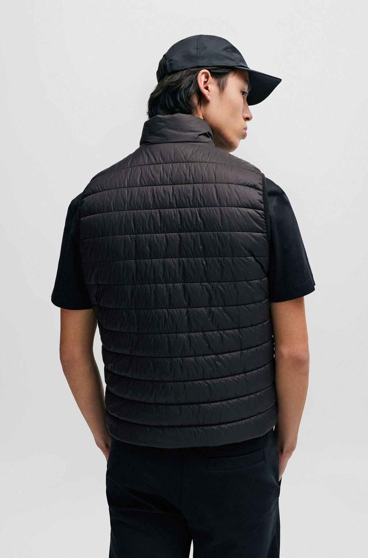 Water-repellent padded gilet with contrast logo, Black